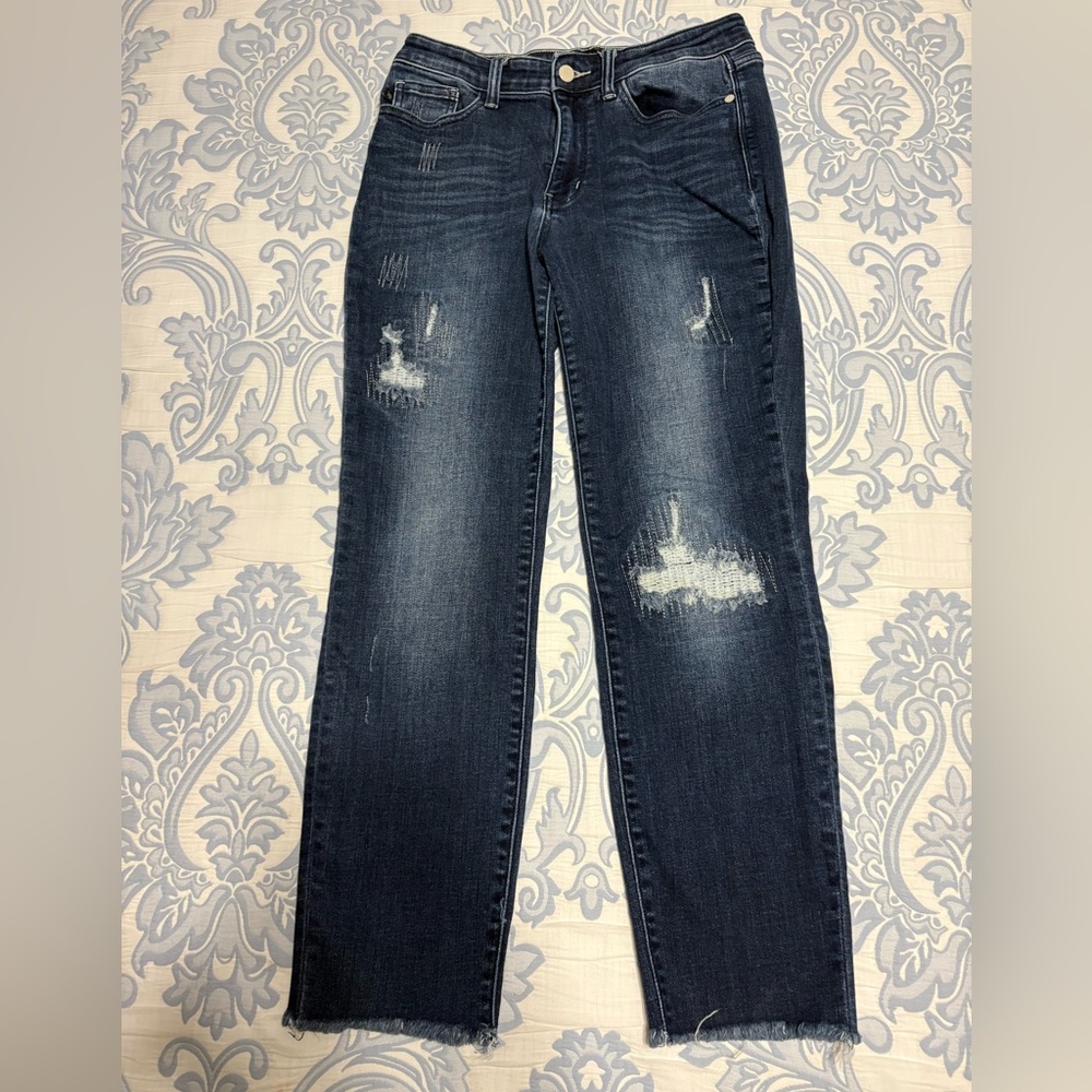 Judy Blue Dark Wash Distressed Straight Leg Jeans